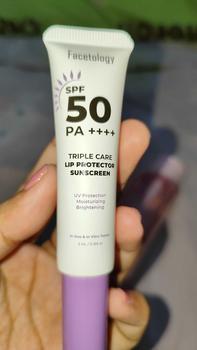 Product Review of FACETOLOGY Triple Care Lip Protector Sunscreen Lip Balm Lip Serum facetology from o**a 1