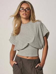 Camiseta de mujer con estampado de rayas, diseño entallado con cintura fruncida, versátil para todas las estaciones, adecuada para la escuela y fiestas