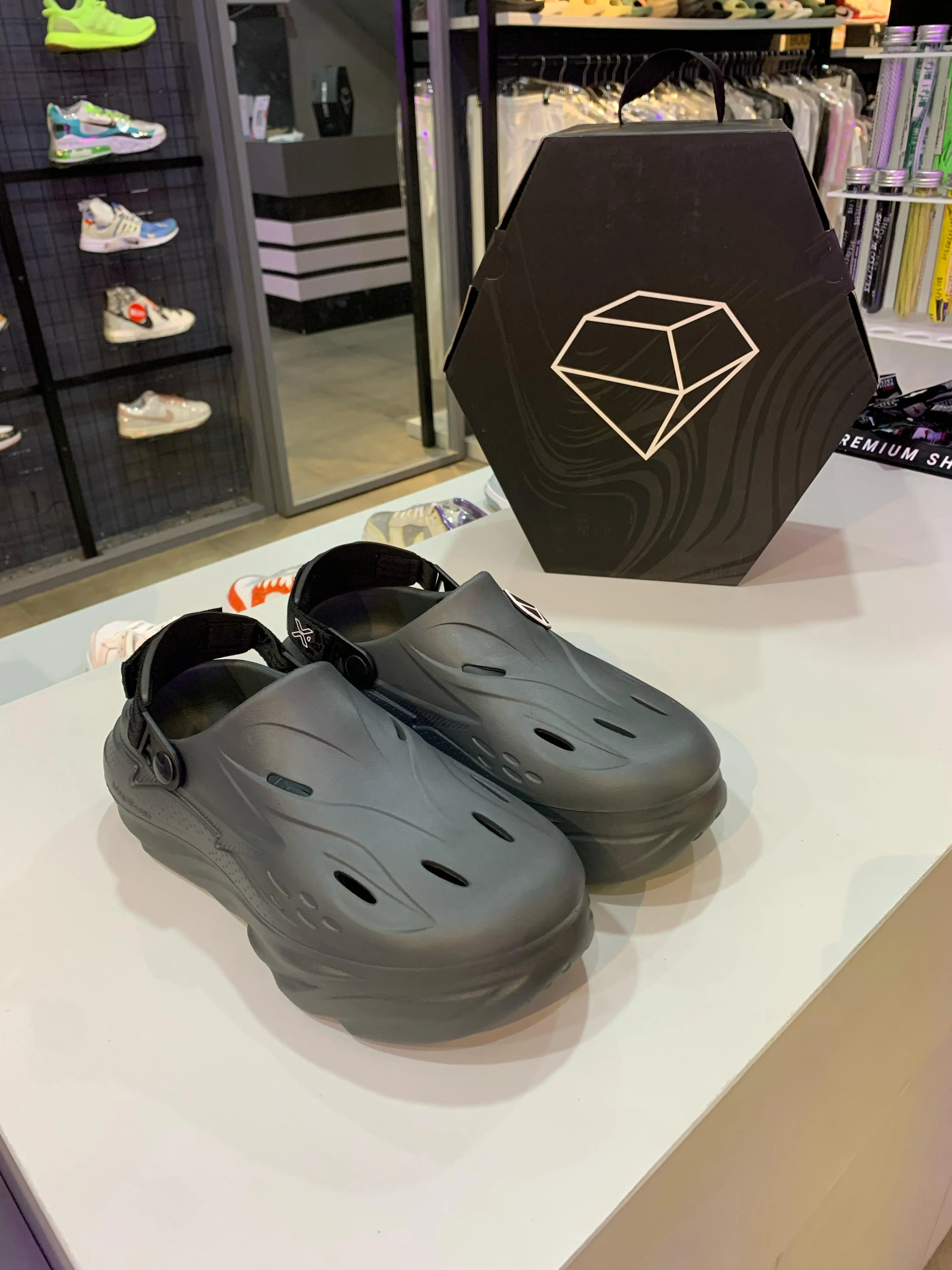 Porto X Sandals - Gio Corv Clogs (Cool Grey) ft Soboyow Original