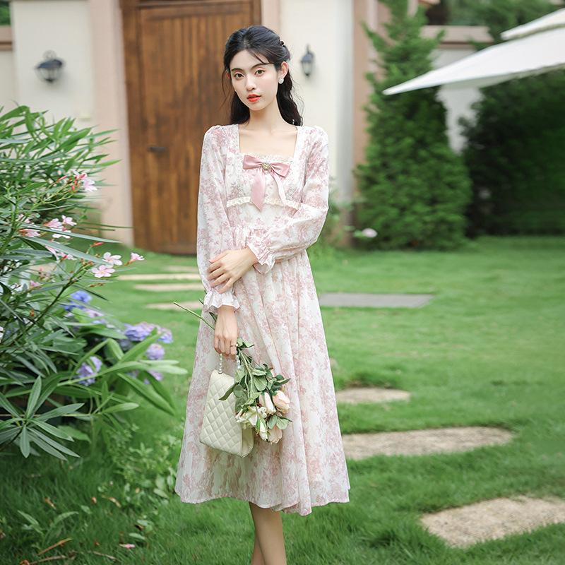 Product Introduction of Nữ Váy Dài Màu Hồng Hoa, Mới, Tươi Mới, Ngọt Ngào, Nhẹ Nhàng, Dáng Ôm, Thanh Lịch, Đầu Xuân Và Mùa Thu Dress Women Váy dài tay dài eo cao cổ tích quần áo nữ màu hồng đồ bộ nữ mặc nhà váy hồng nhỏ váy xinh nhẹ nhàng váy dạ hội đầm đi dự đám cưới 15