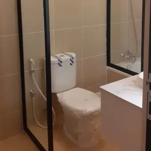 Kaca pembatas sekat kamar mandi tempered clear 10mm (minat mohon chats)