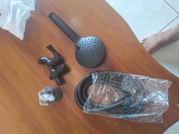 Product Review of Paket Hand shower Kotak Bulat Hitam Handshower mandi set semprotan sower mandi dan kran cabang BLACK Plastik from S**o J** 1