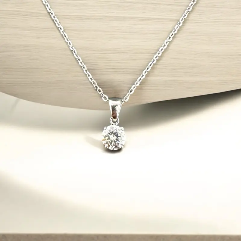 Dây chuyền nữ bạc ý S925 XI KIM gắn Viên chủ đá Moissanite 6,5Li sáng đẹp kèm theo giấy tờ kiểm định . DC moissanite - Quốc Bảo Jewelry- QBJ 0