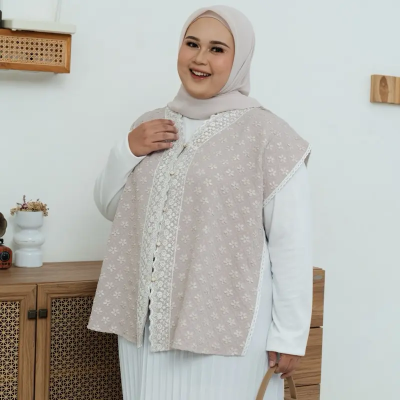 ￼Azmiza vest Jumbo - Outer Brukat Bigsize by Omah Muslim