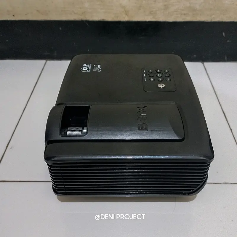 proyektor benq mp515 cocok untuk nobar 4
