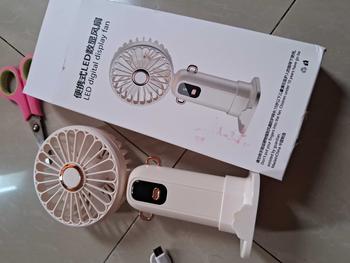 Product Review of CID39 Kipas Angin Lipat Mini Portable LED Display 5-Speed Wind Adjustment Kipas Genggam Kipas Kecil Foldable from B**i 0