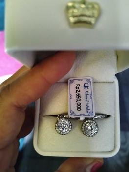 Product Review of 【003Harga telah dibanting, segera di CO】Chard Wake Anting princess round Anting wanita elegan high quality cantik elegan anti Zirconia 1 Carat Sertifikat GRA Kotak Indah   CWE002 from d**i a** b**i 0