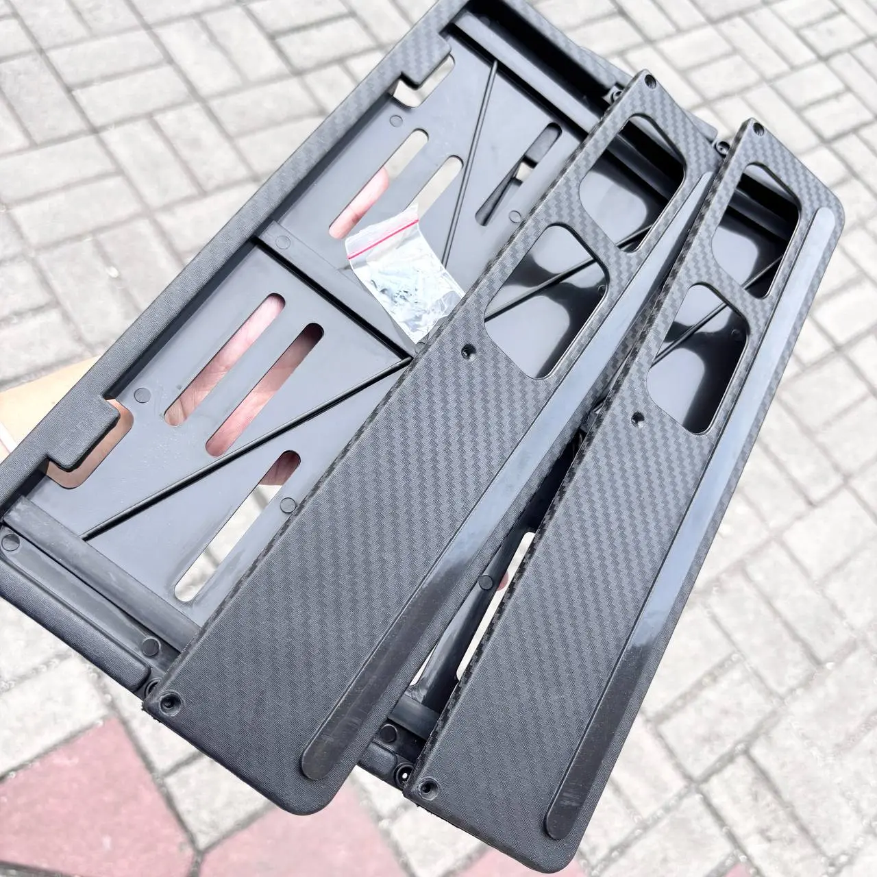 COD DUDUKAN PLAT NOMOR MOTOR KARBON 2PCS + BAUT COVER PLAT NOMOR UNIVERSAL SEMUA MOTOR VARIO MIO SCOOPY BEAT NMAX PCX AEROX VIXION BYSON FU DLL