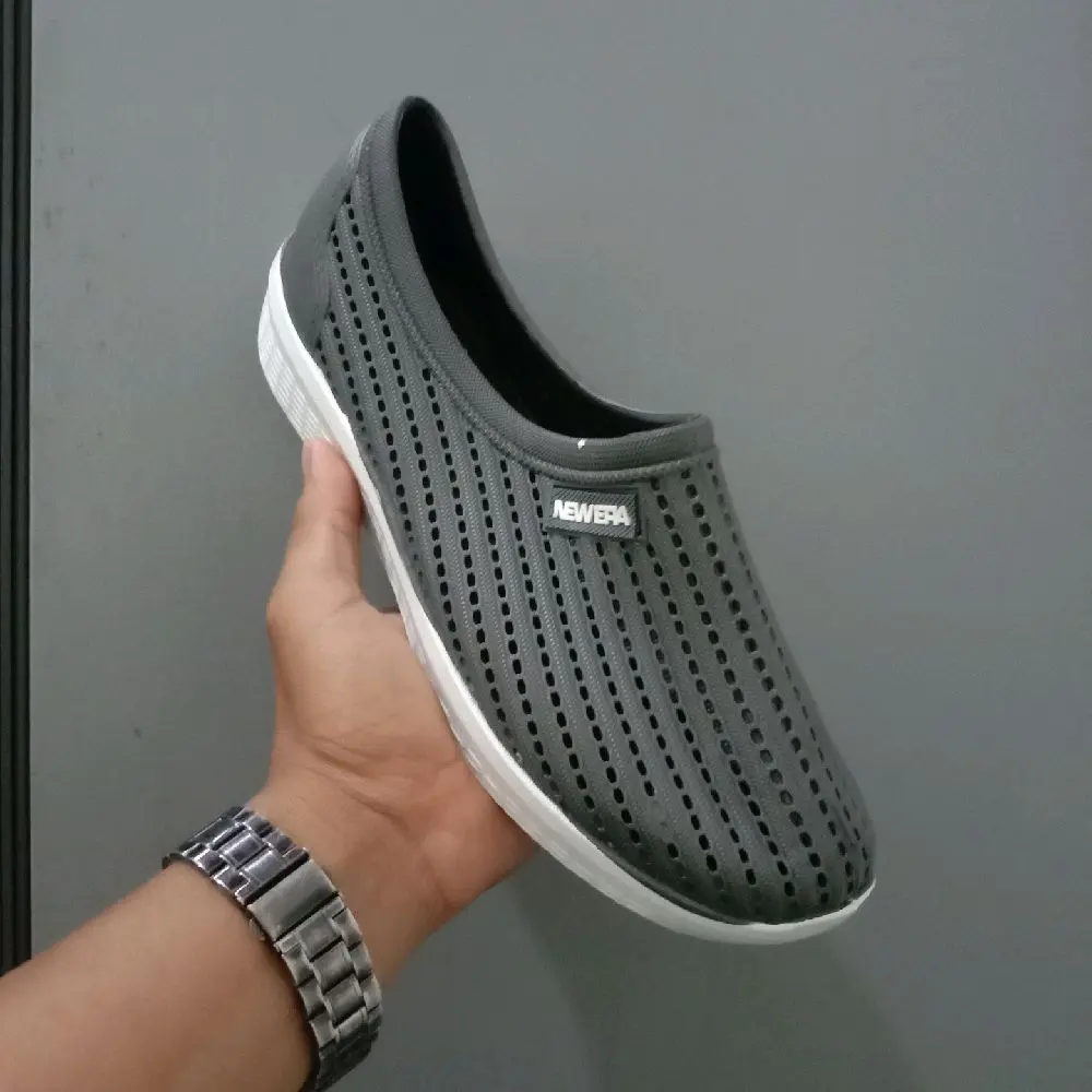 sepatu karet new era MB6020 Sepatu karet sepatu pria dewasa  Shoes Hitam Flat Selop