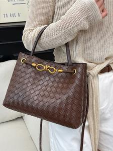 Bolso de mano tejido de cuero para mujer, bandolera de moda y duradera, bolso clutch multifuncional, funda para teléfono para vacaciones en la playa, uso diario durante viajes