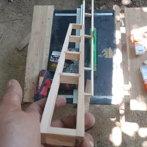 Sasis Miniatur Truk Plasti Uk 30cm x 4cm Halus Dan Kuat untuk Koleksi dan Dekorasi Miniature