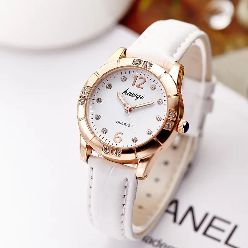 WH2 Đồng hồ  sang chảnh, quyến rũ, phong cách. Tạo sự thu hút, ấn tượng, nổi bật cho người đeo.31mm, k.háng nước 3ATM Women watch Đeo Tay just cavalli  đồng hồ Voi 0
