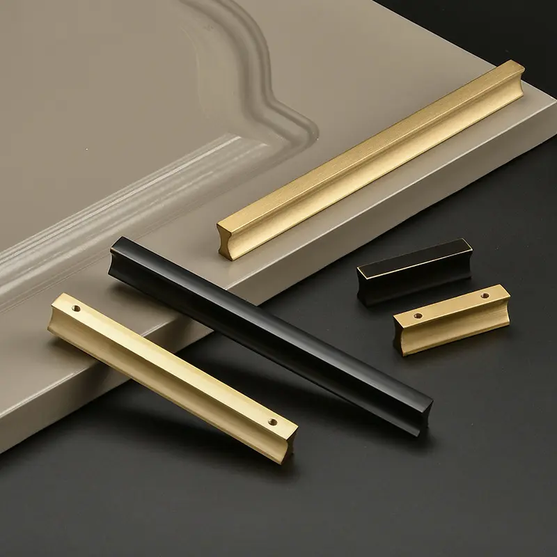 Nordic modern minimalist pure copper handles for wardrobes, cabinets, drawers, handle strips, gold light luxury furniture hardware, brass handles suitable for cabinet doors, drawers, shoe cabinets