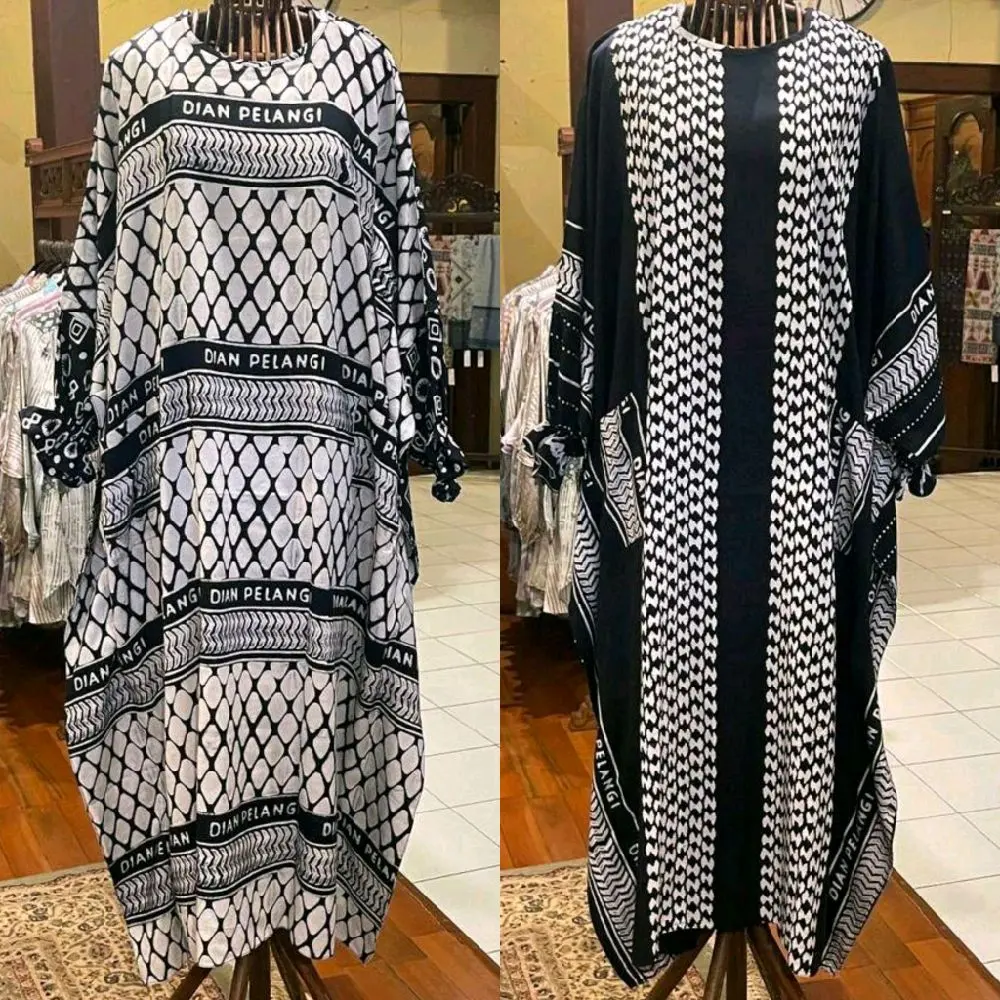 Triana Kaftan Rayon by Dian Pelangi ORIGINAL Busana Muslim Baju Maxi Dress Gamis Abaya Gaun Outfit Formal Pesta Pernikahan Kondangan Lebaran Wanita Hijaber Cantik Anggun Modis Modern Simpel Elegan Mewah Model Batwing Jumbo Terbaru Motif Pali Kekinian