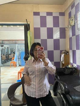 Product Review of Wispie Girl Boss Fitted Shirt | Kemeja kerja wanita fit garis stripe karet Lembut pink hijau biru from M**🍵 2