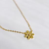Gambar Spar.co Kalung Liontin Bunga Daisy Titanium Lapis 18K Emas Wanita - Daisy Necklace 18K Gold Plated Titanium Aksesoris Perhiasan Wanita High Quality SP-AAA1047 dari spar.co jewelry Kab. Tangerang 4 Tokopedia