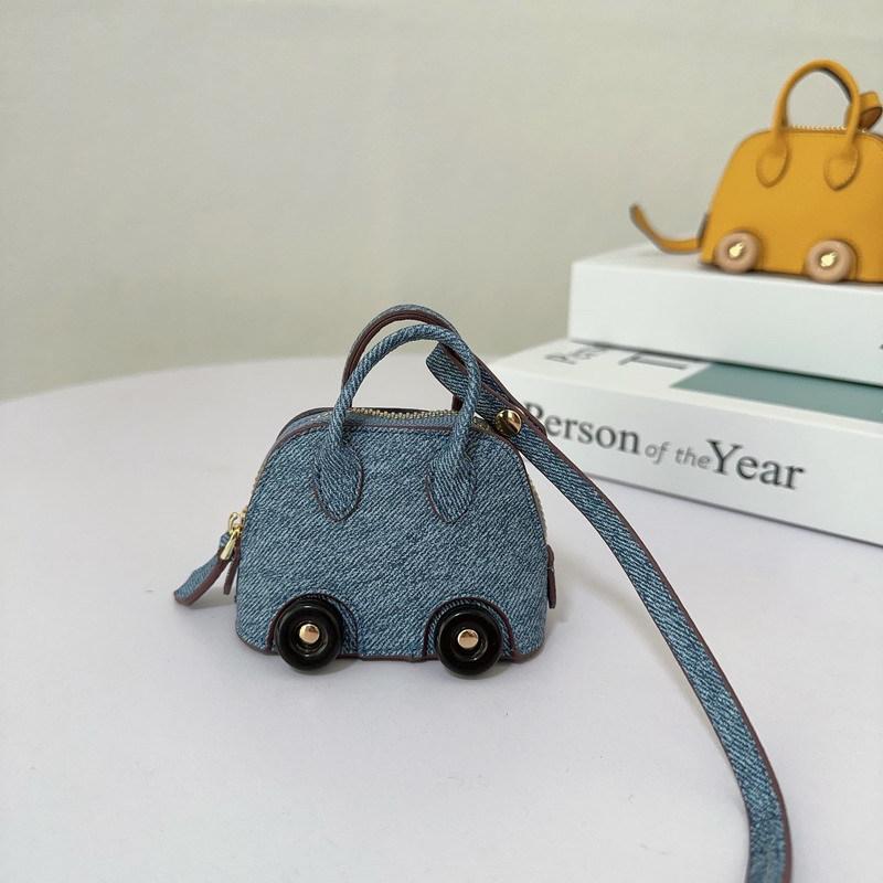 Bag Charm Bolide on Wheels Gantungan Tas Cantik Kekinian Aksesoris Tas