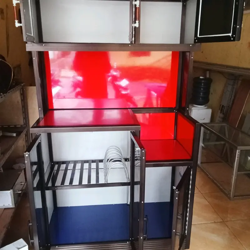 lemari rak piring dan makanan 1