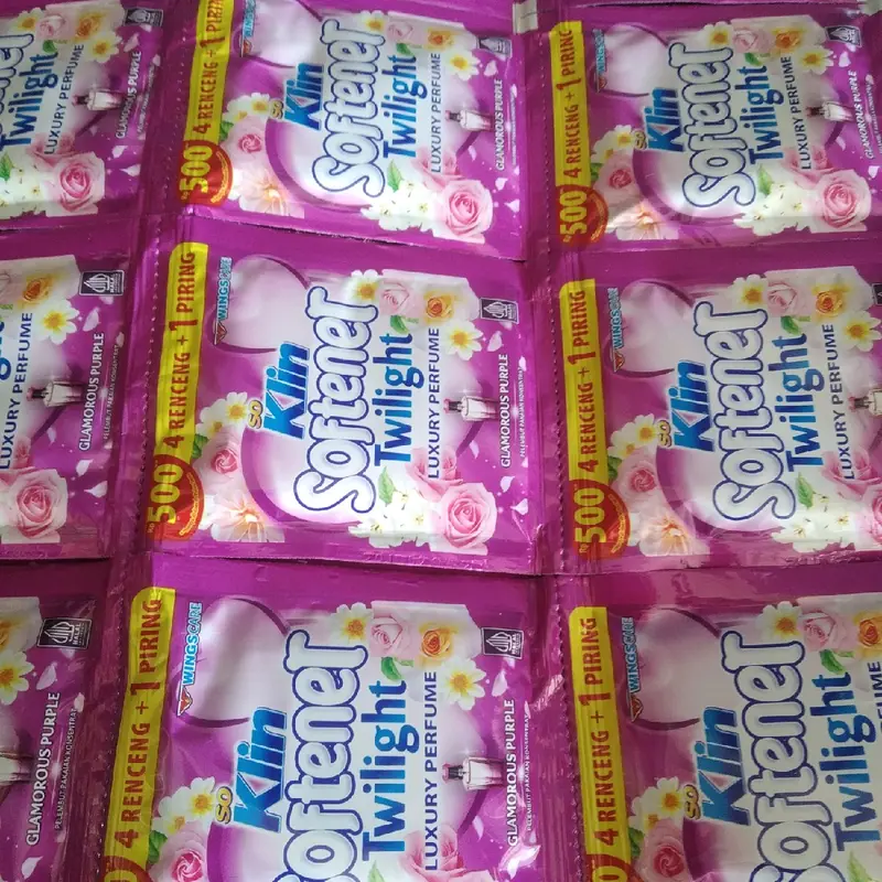 soklin softener isi 48pc pelembuta dan pewangi pakaian 1