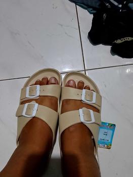 Product Review of Ando Official Sandal Selop Slip On Ratu Wanita Dewasa - Cream from W**d 2