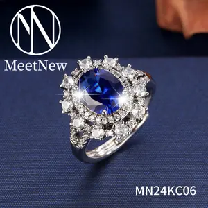 MN24KC06 Zirkonia oval biru Klein 4 bertatahkan berlian putih berlapis emas putih 24K