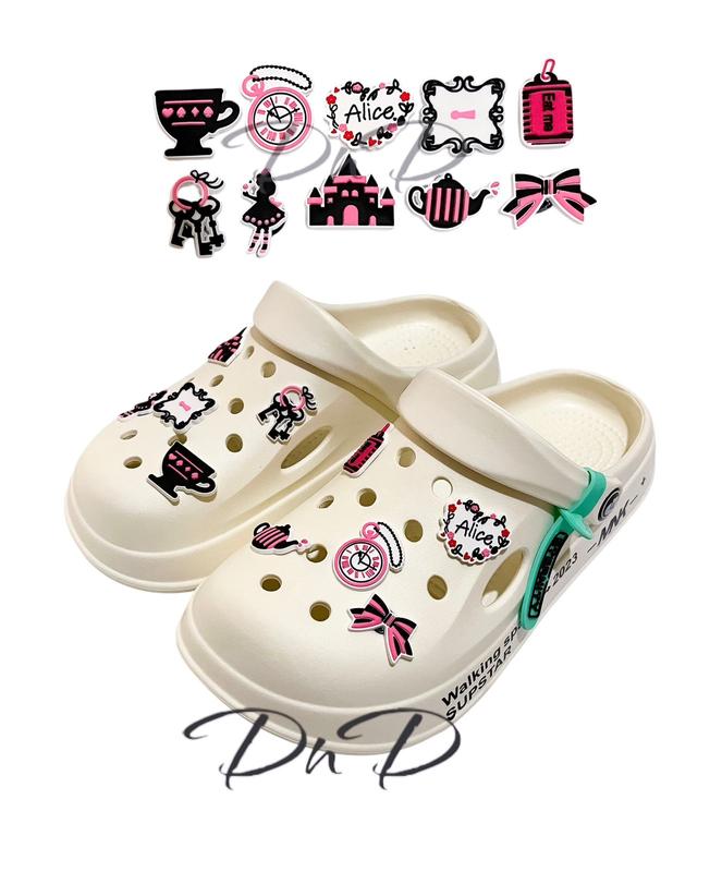 Premium Aksesoris Jibbitz Sandal 1 Set Pin Charm Alice in Wonderland 0