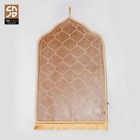 Gambar S&D PROJECT Sajadah Kubah Bahan Emboss Bulu Warna Hijau 68 cm x 105 cm Antislip - Merah dari S&D Project Kota Bandung 5 Tokopedia