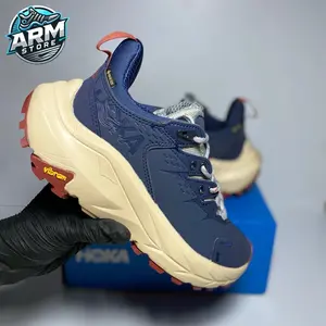 Sepatu hiking pria Hoka kaha 2 low Gtx navy blue