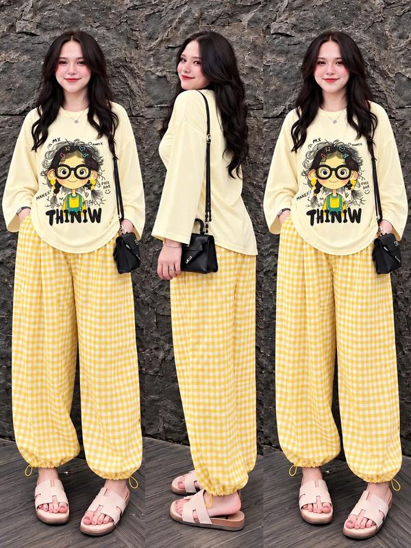 Set bộ đồ nữ áo thun dài tay + quần caro bom rút gấu freesize 45-55kg- Sét vàng cô gái đeo kính đen