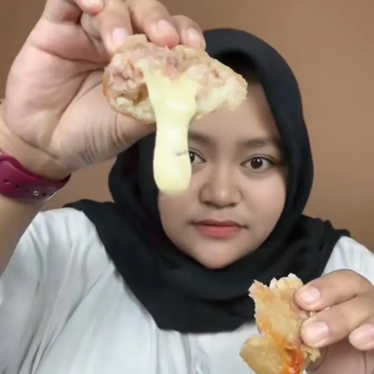 Dimsum Goreng isi keju dengan saus Bangkok isi 3 By Cemilboogem 1