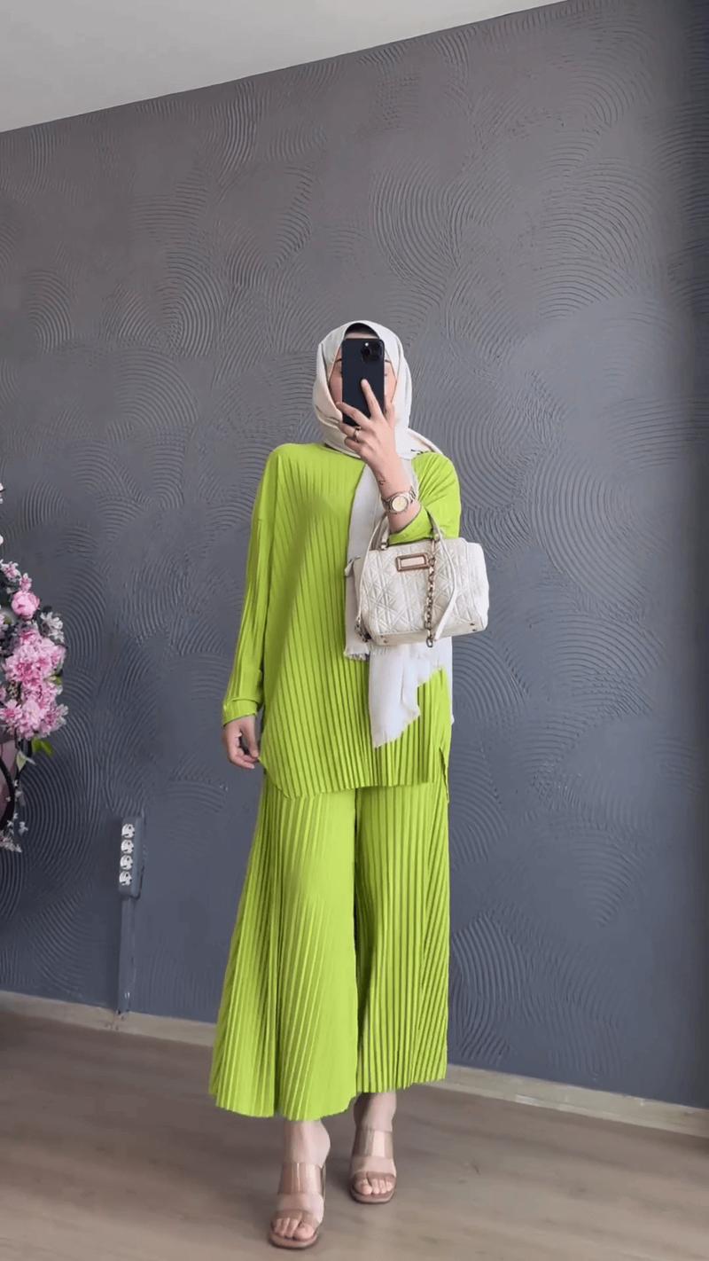 Product Introduction of Women's Clothing 2023 Autumn New Fashion Pleated Temperament Long Sleeve Shirt High Waist Wide Leg Pants Suit 9