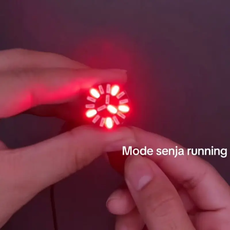 Lampu Stop Rem Belakang 18 Mata LED Gepeng 2 Mode Running Kedip Universal Motor 3