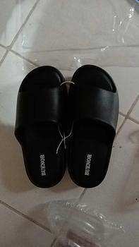 Product Review of Sandal Slip On Bahan Karet Anti Licin Ringan Korean Style Terbaru from h**a 1