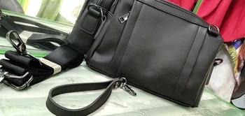 Product Review of Tas Selempang Pria Kulit Tas Tangan Clutch Bag Pria PRAHA BLACK hitam cowok from W**i M**o 0
