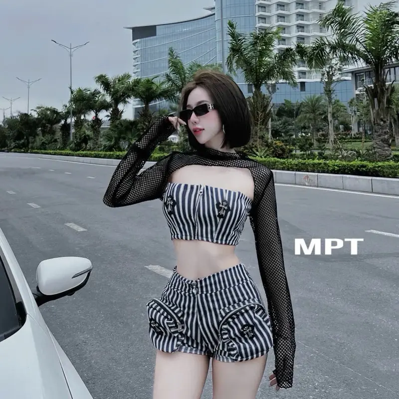 Set bò kẻ kèm áo lưới rời ( lưng áo + quần chun)  Size S/M