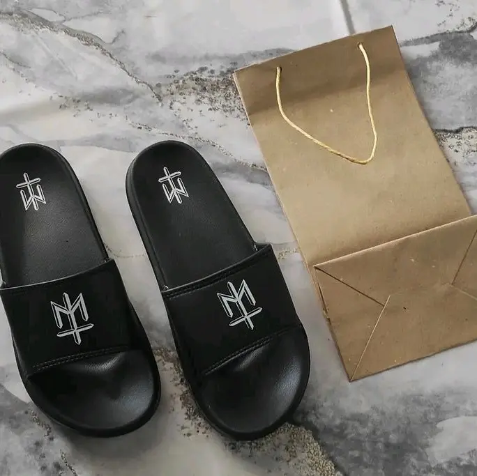 Sandal Slide Anti Slip Slop Senda Kekinian SlipOn Unisex Motif Maternal Karet Distro Selop Sendal Pria Shoes Wanita