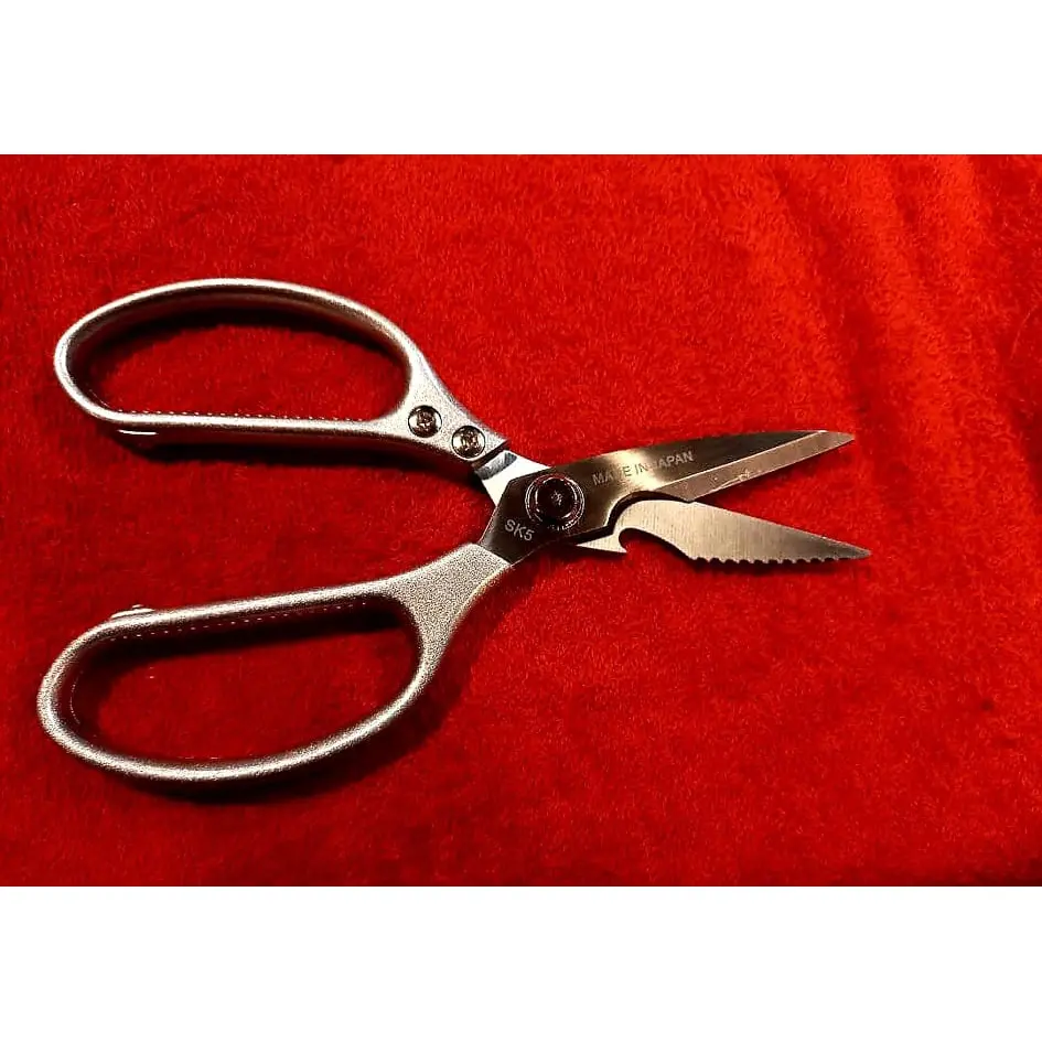 Japanese SK-5 Carbon Tool Steel Kitchen Bone Cutter Scissor with Serrated - Silver