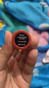 Product Review of PIXY Hydra Glass Lip Tint - Tampilan Bibir Glossy dan Staining Tahan Lama - Berry, Lipstick, Gradasi, Kering, Lipcream, Lasting,Ombre, Cherry Liptint from e**a 1