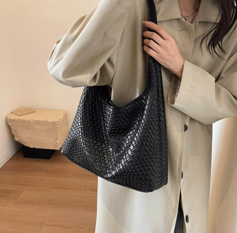 TOTE BAG WANITA TERBARU KULIAH KERJA HITAM GLOSSY PREMIUM QUALITY Totebag 2