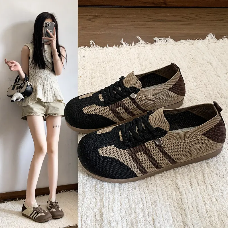 New trendy and popular German military trainer-style shoes for spring 2025. These women's casual shoes feature soft soles, anti-slip properties, and are lightweight, comfortable, and breathable.