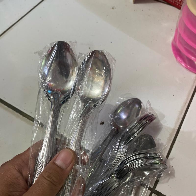 Sendok makan isi 24 biji bahan stnlis tebal anti karat Kitchenware 2