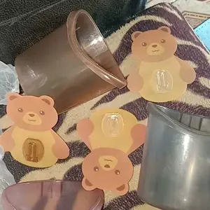 Holder Tempat Sikat Gigi Model Tempel Motif Beruang Imut & Classy dengan Cup Anti Genangan Air 11x9 cm