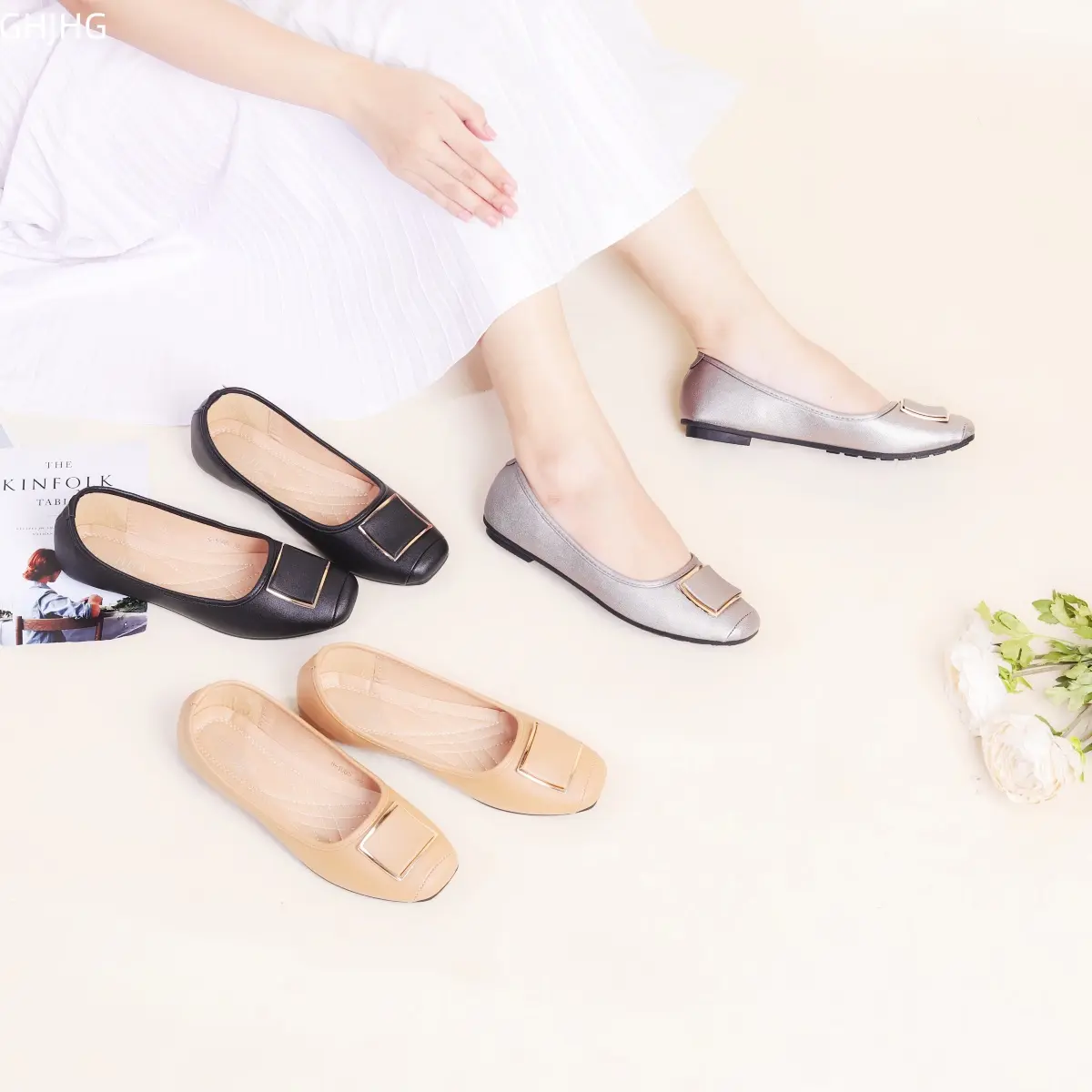 JIEHUA Erica Sepatu rata kerja,  lebar,  wanita dengan selesai licin Flat Shoes H-1065 Kasual