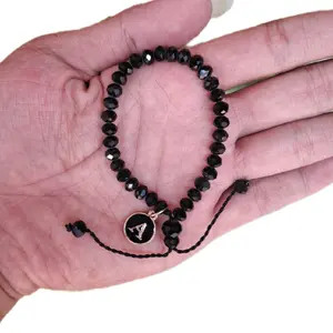 GELANG BULAT KRISTAL INISIAL A-Z TERBARU KUALITAS BISA DI ADU.