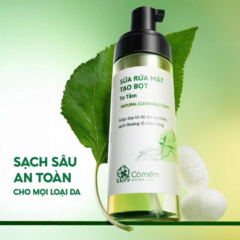 Sữa Rửa Mặt Tạo Bọt Tơ Tằm Dưỡng Ẩm Làm Sạch Sâu Cỏ Mềm 150ml