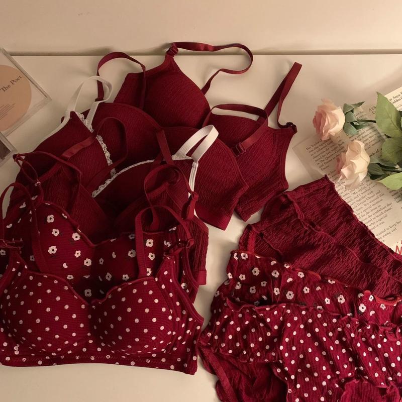 Product Introduction of Year of Birth Dragon Lucky Underwear for Women Push up Push up Anti-Sag Wireless Red Wedding Bra Set 03 6