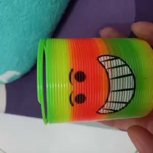 ( BISA COD ) PROMO Mainan Anak Magic Spring Slinky Rainbow Pelangi Emoticon Emotikon Emoji LUCU / Mainan Yoyo Cincin / Mainan Edukasi Anak / Mainan Anak Laki Laki / Mainan Anak Perempuan SNI Murah