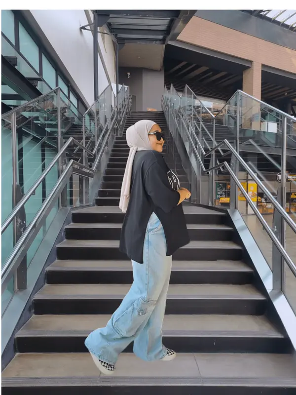 Kaos Oversize Nagita Bangkok Wanita Style Hijab Jumbo Kekinian 2025 Aesthetic Slit Samping Baju Belahan Tinggi t-shirt Atasan Cewek Korean Style Trend Bisa COD Santai combed Oblong Nyaman 6