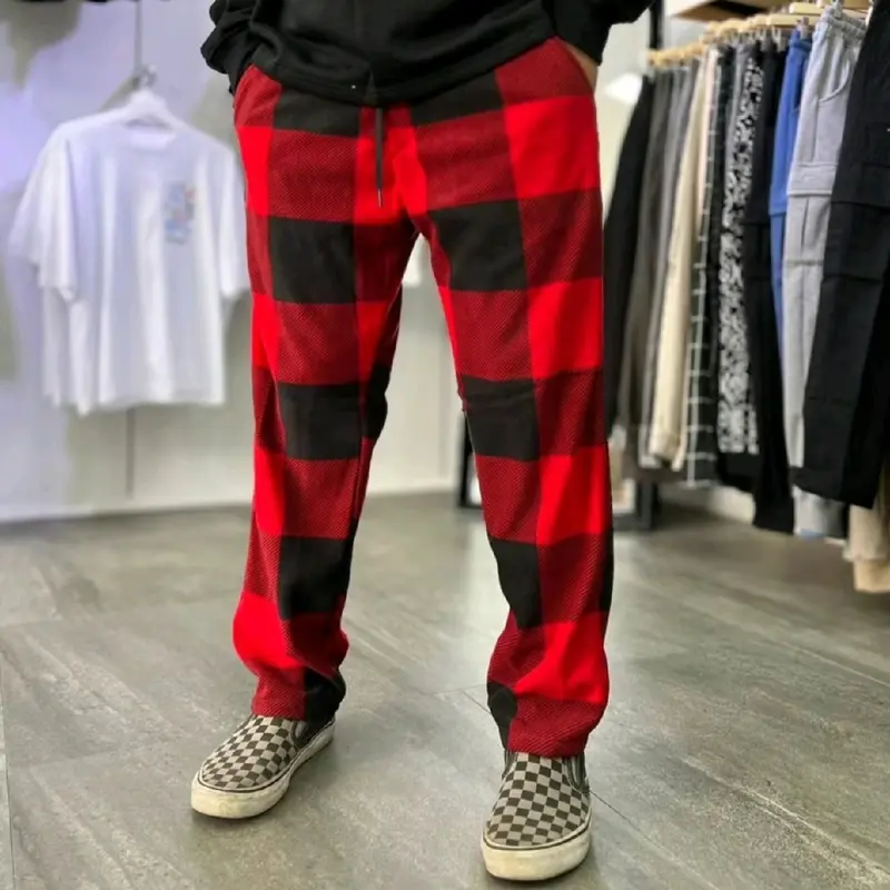 Celana Panjang Tartan Merah Viral untuk Pria dan Wanita 0