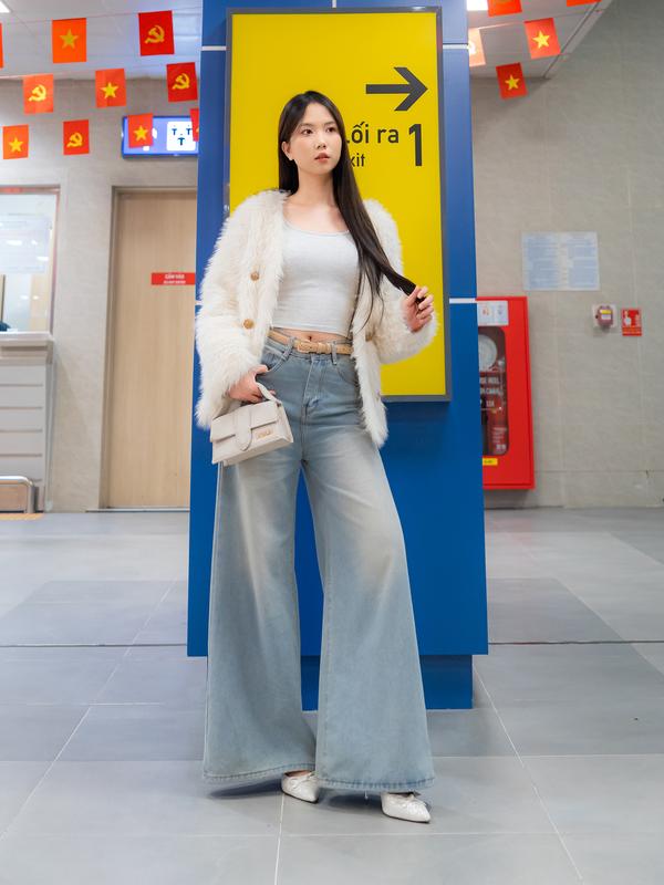 [MIAA] Quần Jeans Nữ Ống Rộng Loe 37cm - Màu Retro Xanh Nhạt, Xanh Xám - Chất Vải Jeans Mềm - Quần Ống Rộng - Mã ONG37 | BigBuy360 - bigbuy360.vn